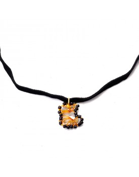 Colar Dourado Silicone Letra E