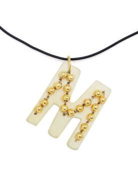 Colar Dourado Letra M