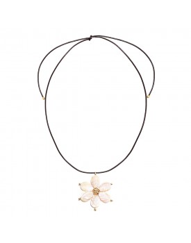 Colar Dourado Flor de Madrepérola Folha