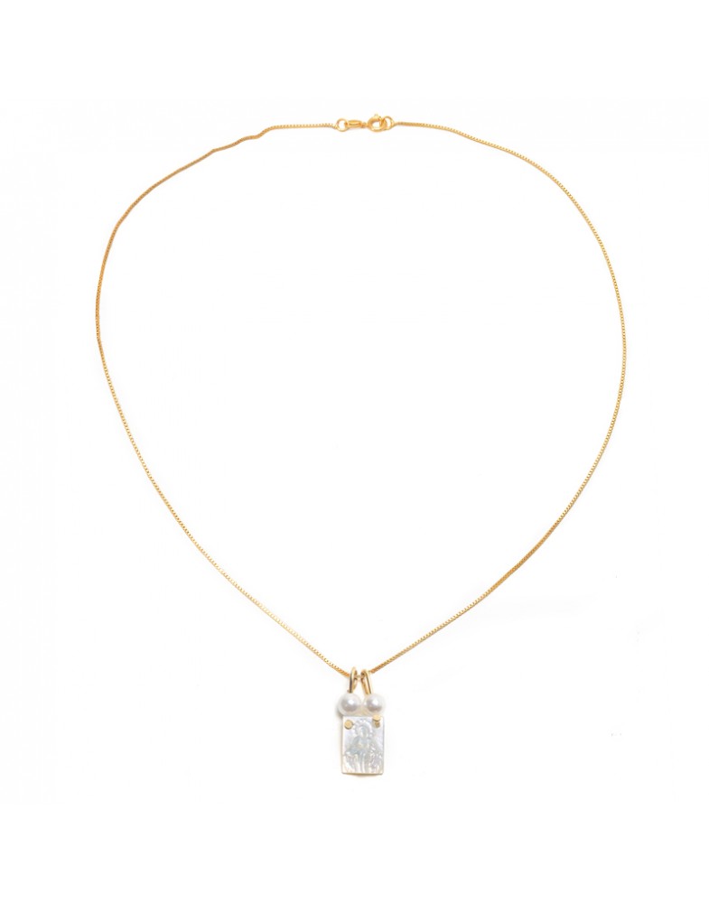 Colar Dourado Madrepérola Face de Cristo Com Pérola