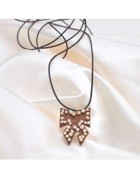 Colar Dourado Laço Com Mini Pérolas