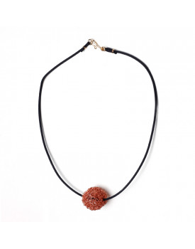 Colar Dourado Com Bola De Cobre