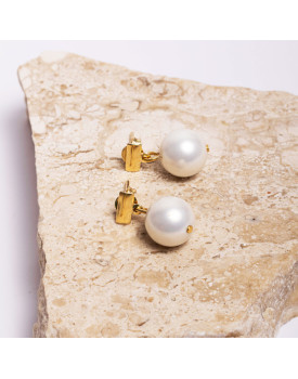Brinco Dourado Pérola Shell