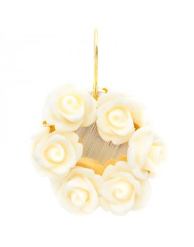 Brinco Dourado Com Flor De Resina Bege