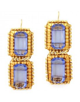 Brinco Dourado Retângulos Caseados Com Bolinhas E Pastilha De Resina Azul Royal