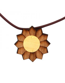 Colar Dourado Margarida Em Madeira
