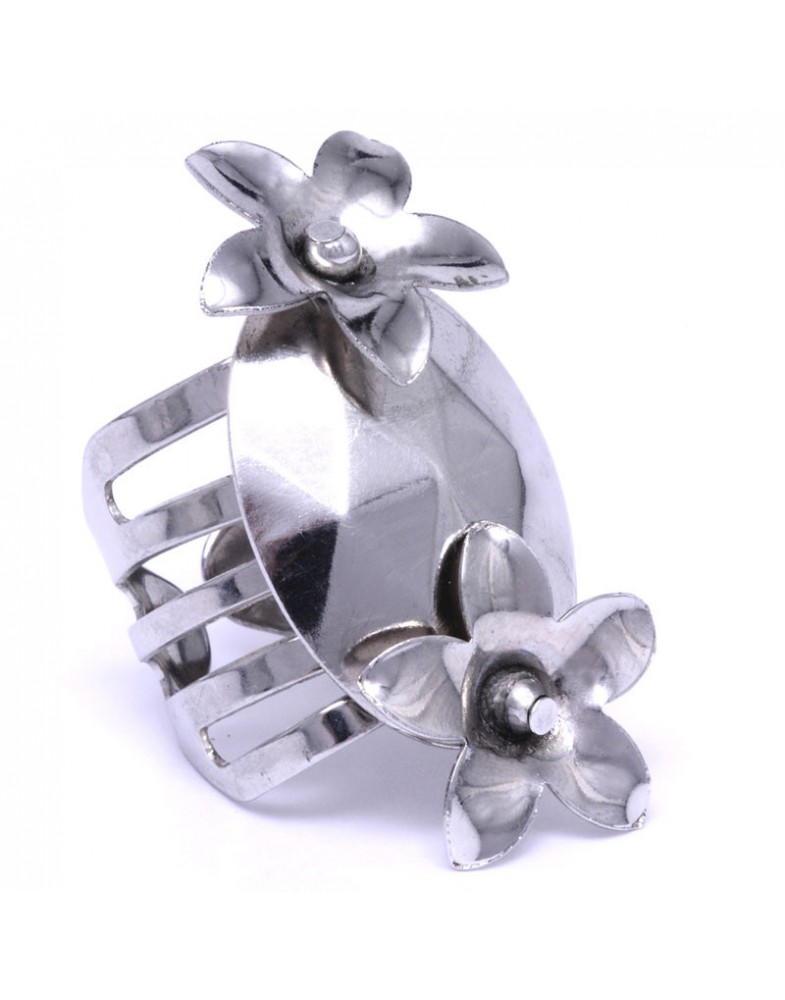 Anel Prateado Oval Com Flores