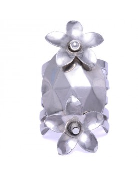 Anel Prateado Oval Com Flores