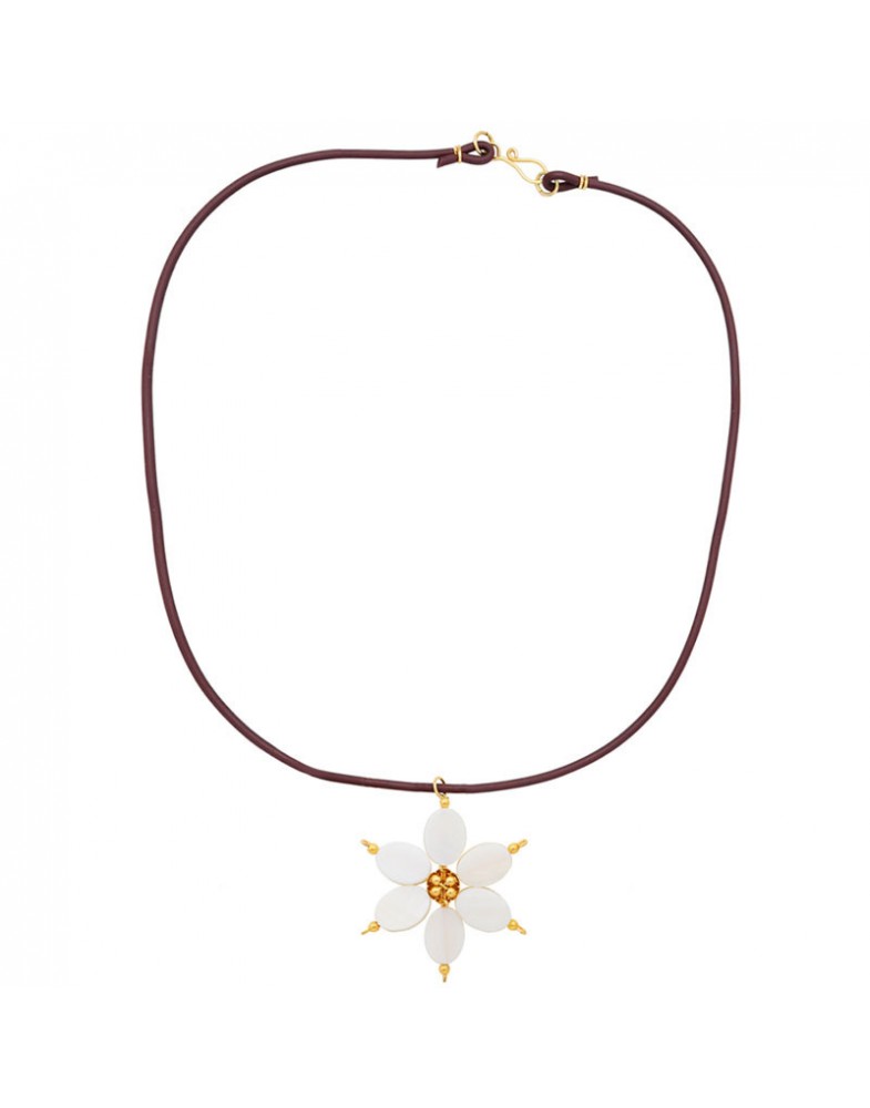 Colar Dourado Flor De Madrepérola