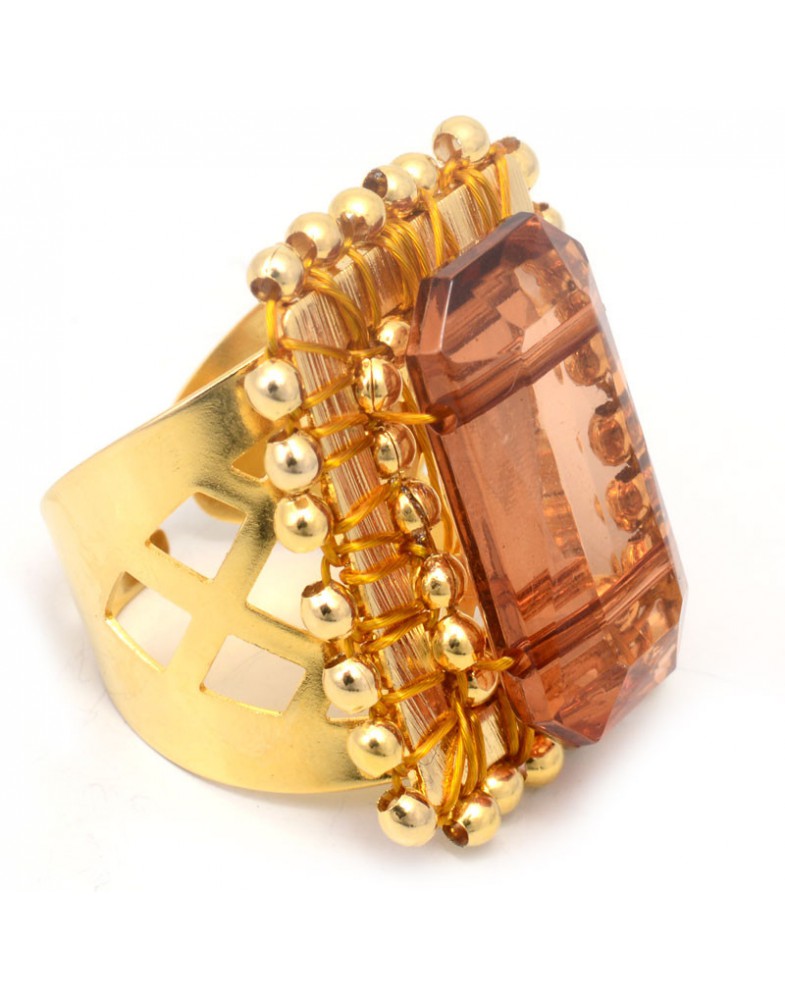 Anel Dourado Quadriculado Com Resina Marrom
