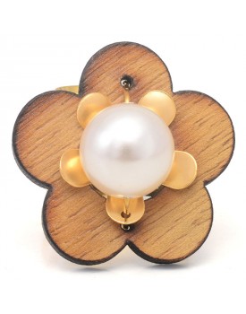 Anel Dourado Flor Madeira Grande Com Pérola