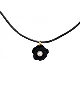 Colar Dourado Flor Couro Preto E Pérola