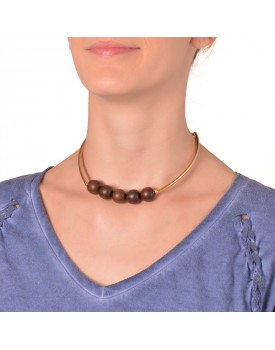 Colar Dourado Cano Bolas Madeira